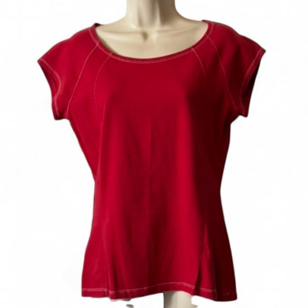 Danskin Now Red Contrast Stitch Athletic Top, Women's‎ Size M